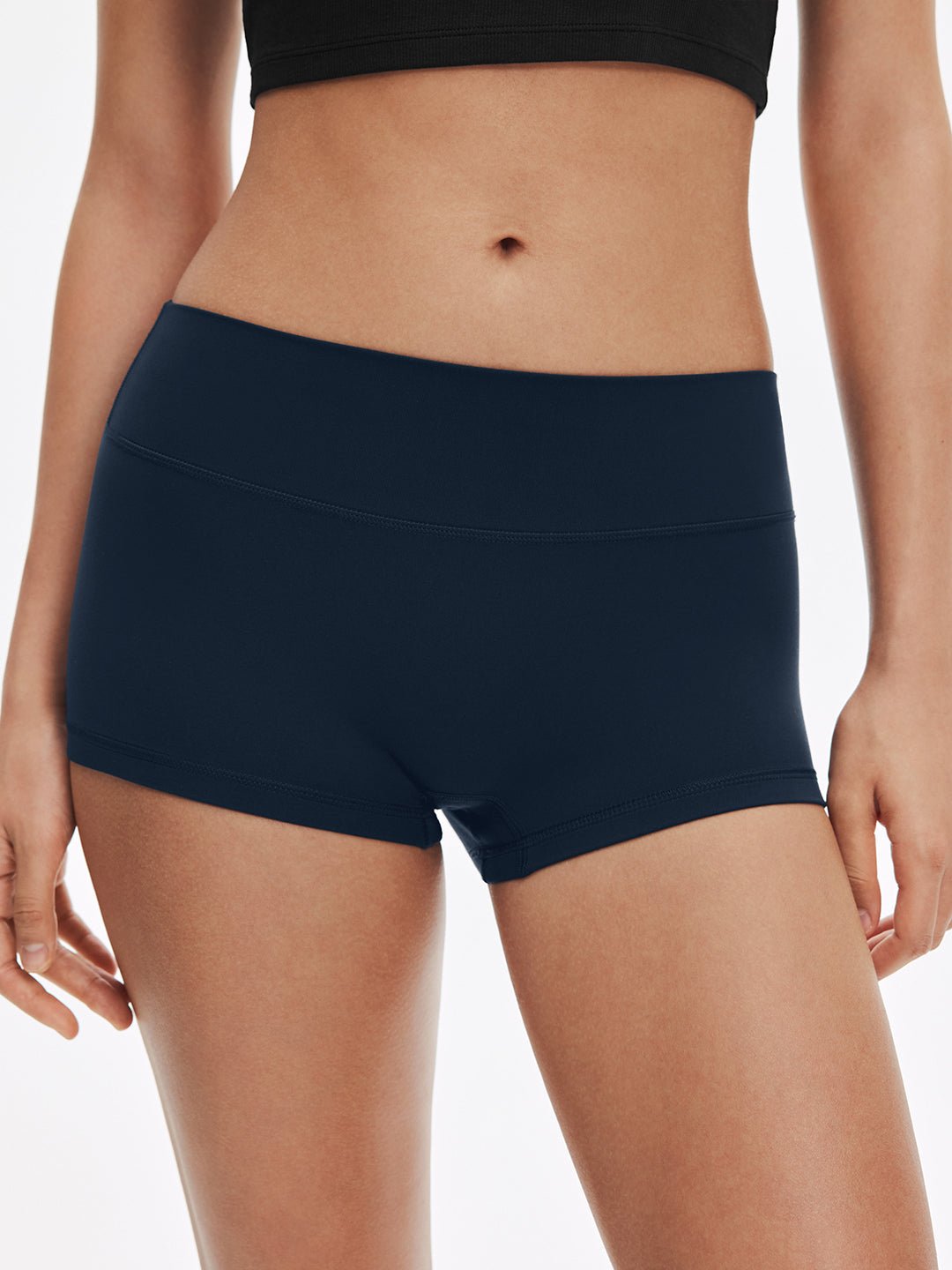 Alternative view of LunaAiry™ Low Waist Seamless Short 2''